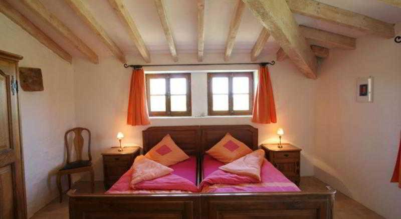 Auberge La Plaine Chabrillan Ngoại thất bức ảnh